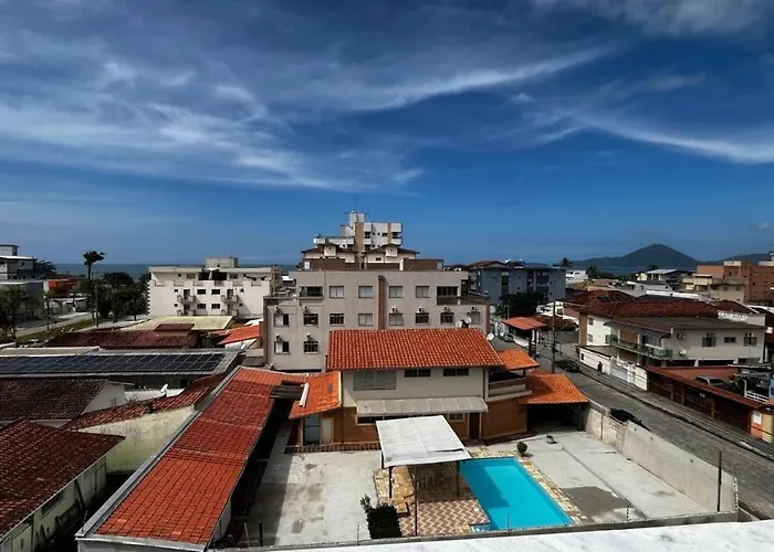 em Praia Grande Ubatuba Próximo a praia